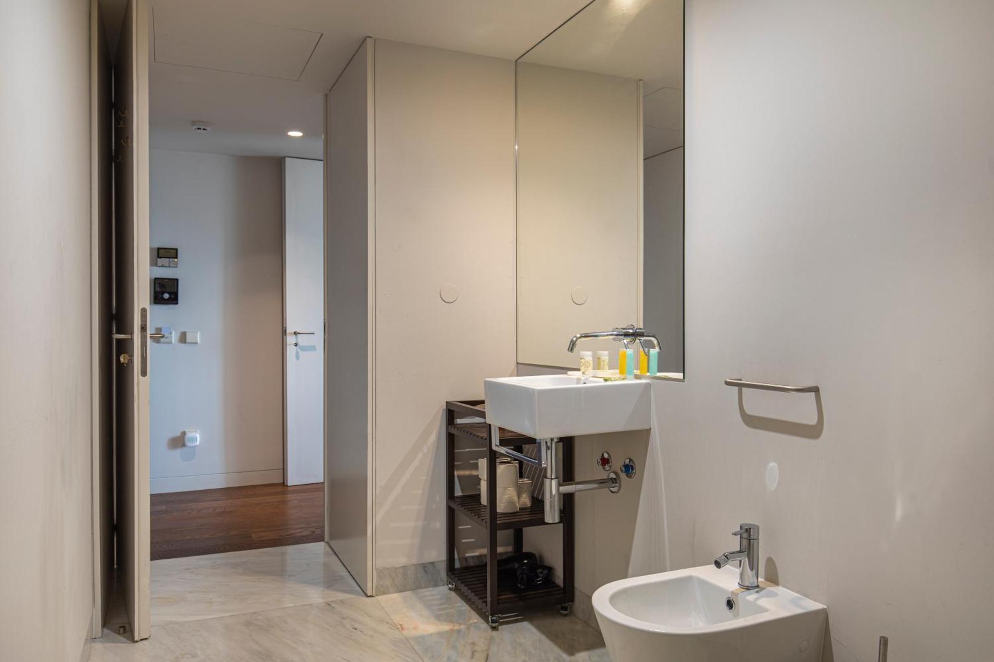 8 Building Apartments Lisbon Exterior photo